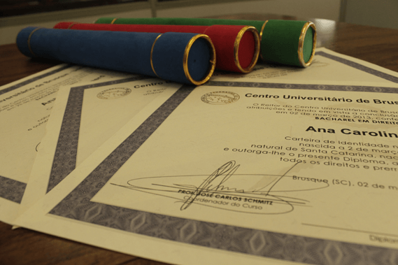 Comprar diploma reconhecido pelo MEC
