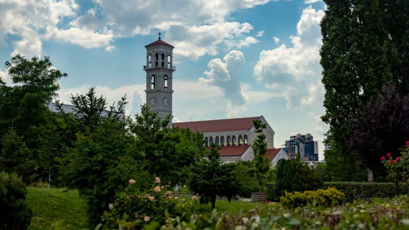 Tudo Sobre Pristina: Lugares Imperdíveis e Dicas Especiais
