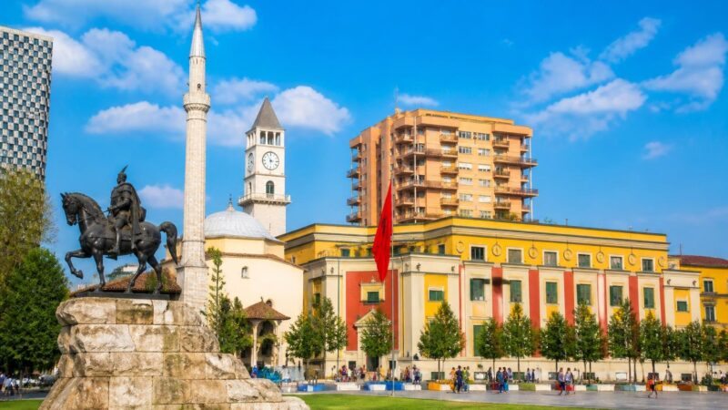 Tudo Sobre Tirana: Guia Completo para Conhecer a Capital da Albânia
